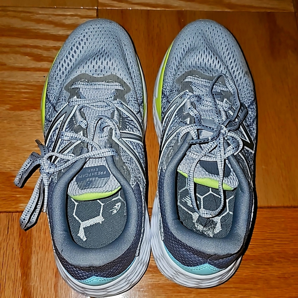 New Balance Grey Running Shoes - size 6.5